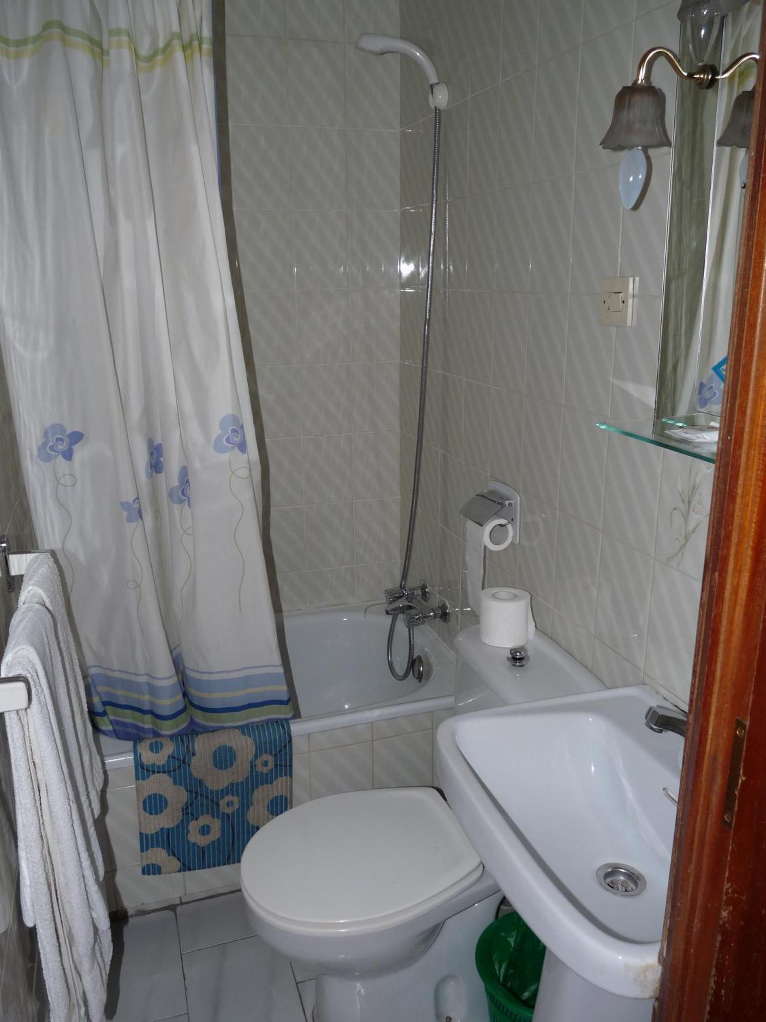Hostal Fernandez Madrid Kültér fotó