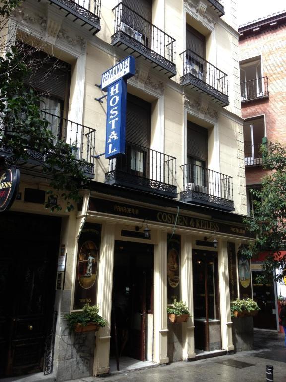 Hostal Fernandez Madrid Kültér fotó